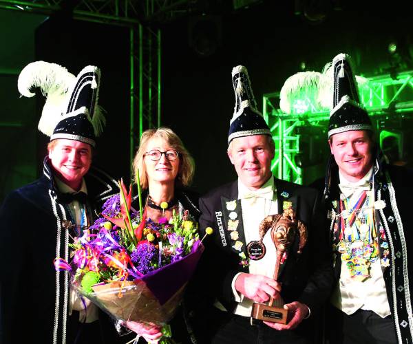 Gala Carnavalsgenootschap De Kroesmennekes groot succes!