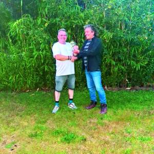 KV Manderveen viert feest met sport, gezelligheid en huldiging