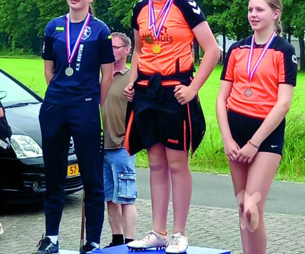 Klootschietkampioenen KV Reutum bij NK junioren