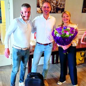 Jeugdafdeling Stevo huldigt sportlui