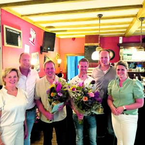 Jubilea en gezelligheid centraal tijdens personeelsfeest Loohuis Fleringen