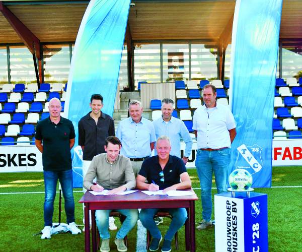 TVC ’28 verlengt samenwerking met hoofdsponsor Bouwgroep Huiskes BV