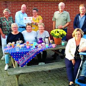 De Zonne Hoeve ontvangt cheque van € 1.645,00