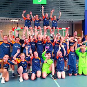 Meisjesteam Kadoes naar mooie derde plek op NK Schoolhandbal