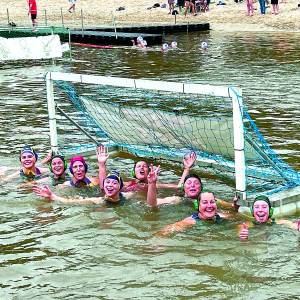 VKC’03 present op internationaal waterpolotoernooi Moby Dick